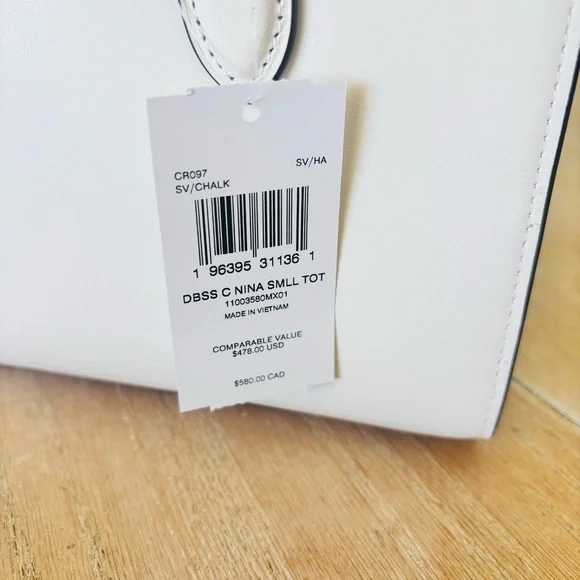 Coach NWT $478  Nina small tote in Chalk 2024 - Picture 3 of 12